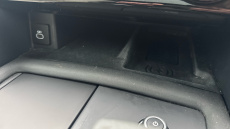 Land Rover Discovery 3.0 D300 Metropolitan Edition 5dr Auto Diesel Station Wagon